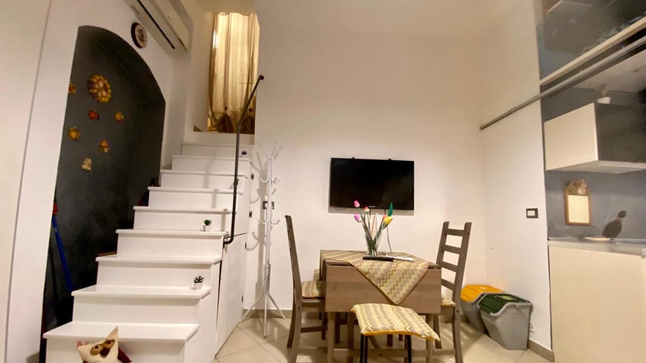 Zeus Charming Apartment Сиракузы Экстерьер фото