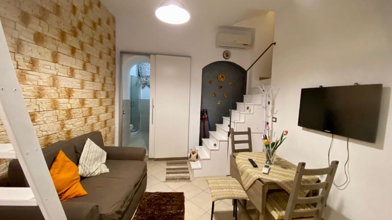 Zeus Charming Apartment Сиракузы Экстерьер фото